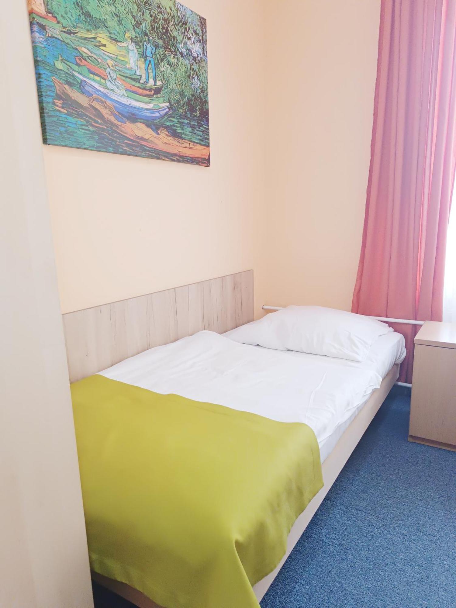 Hostel Krosnienska 12 Zielona Góra Eksteriør billede
