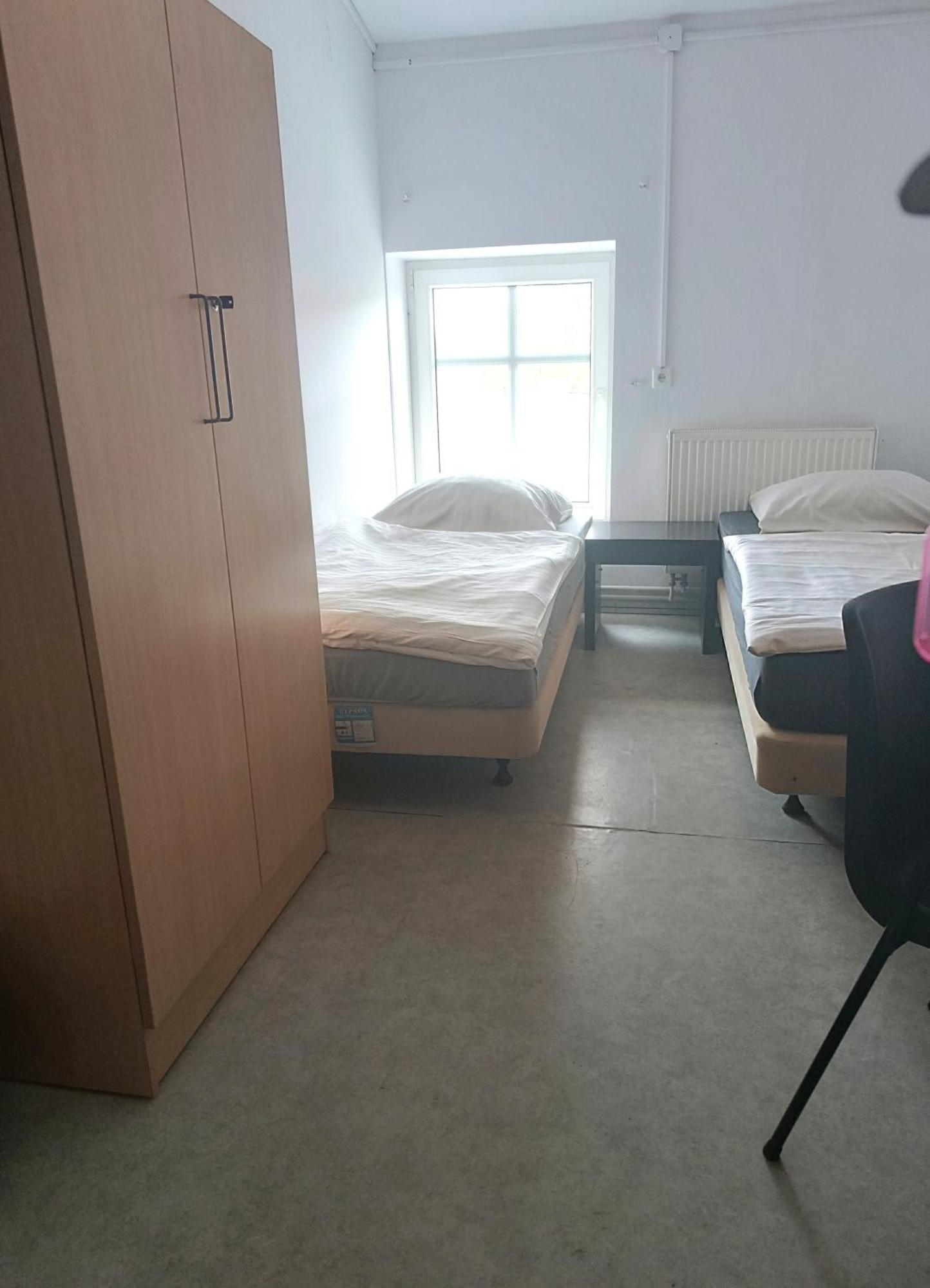 Hostel Krosnienska 12 Zielona Góra Eksteriør billede