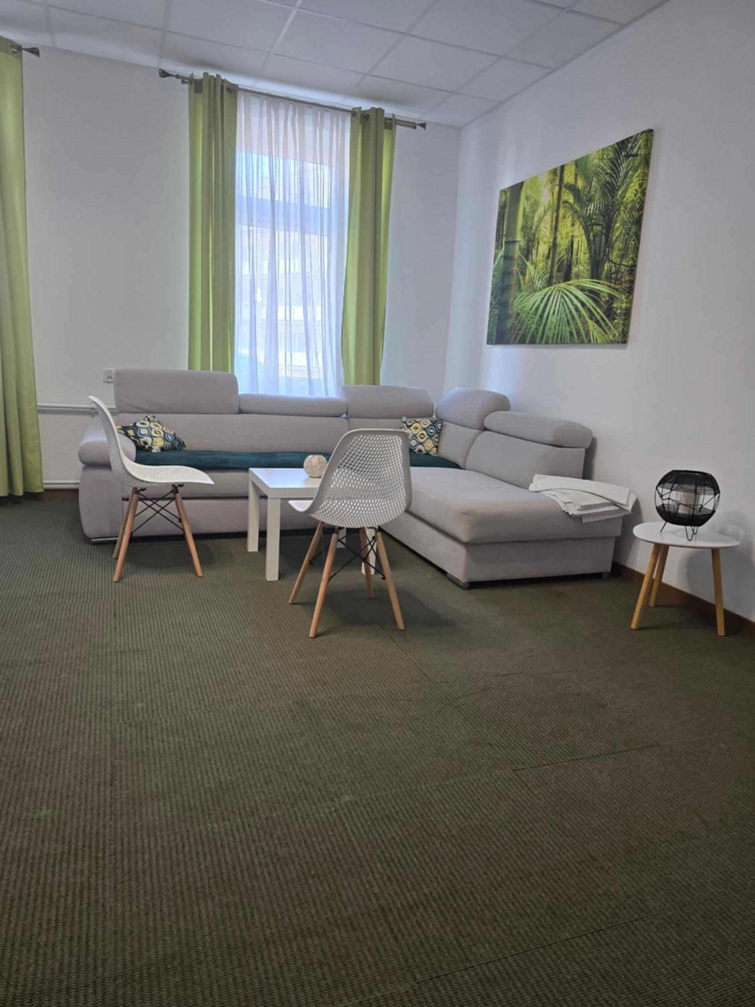 Hostel Krosnienska 12 Zielona Góra Eksteriør billede