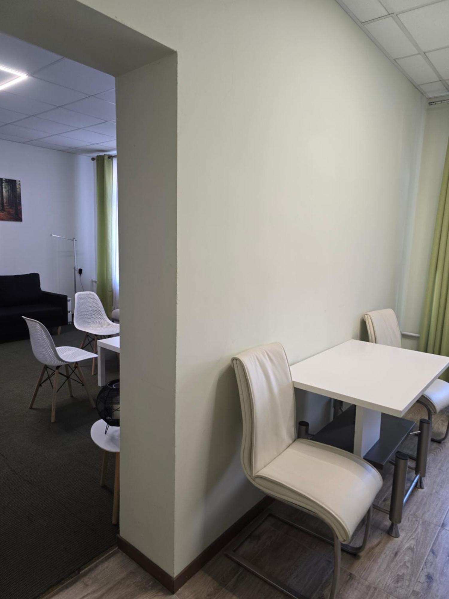 Hostel Krosnienska 12 Zielona Góra Eksteriør billede